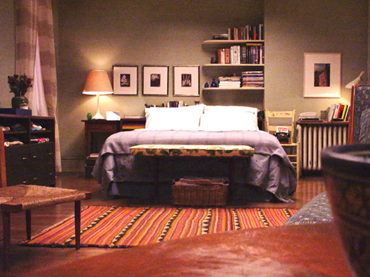 Carrie Bradshaw's Bedroom in Sex & The City