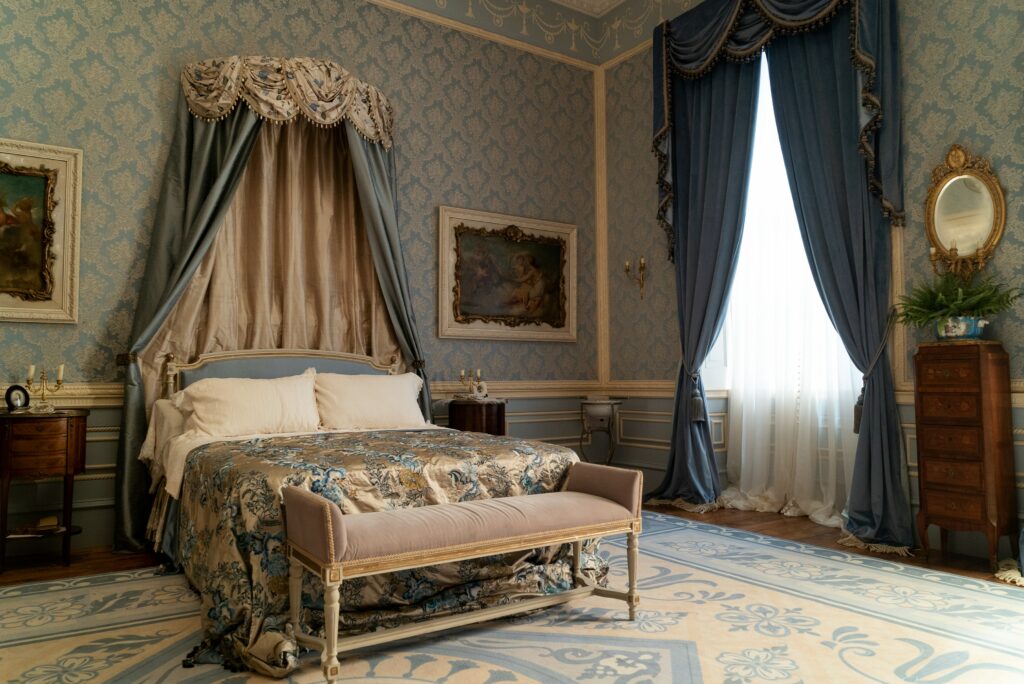 Daphne Bridgerton's Bedroom from Bridgerton