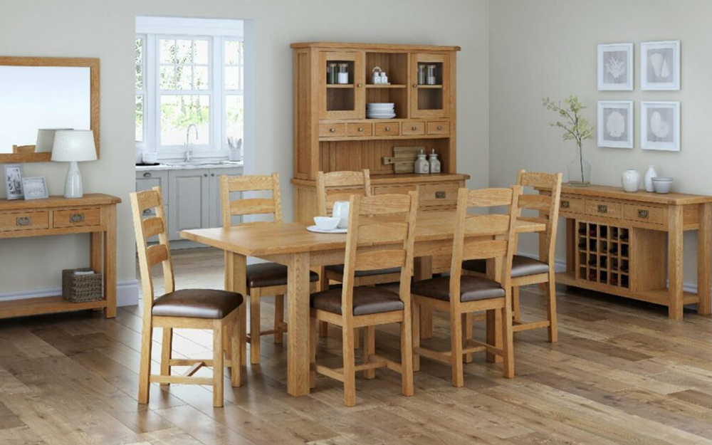 Salisbury Dining Room Set