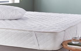 Silentnight Anti Allergy Mattress Protector Lifestyle