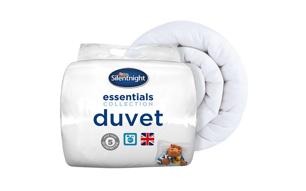 A Silentnight 4.5 Tog Summer Duvet