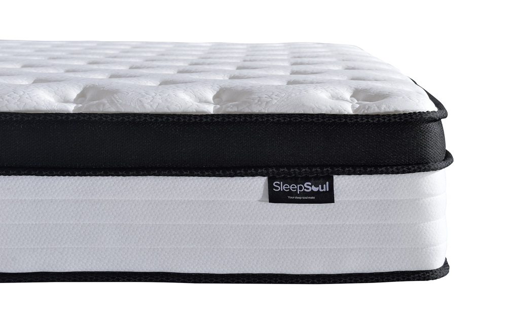 A close up of the side of the SleepSoul Cloud 800 Pocket Memory Pillow Top Mattress.